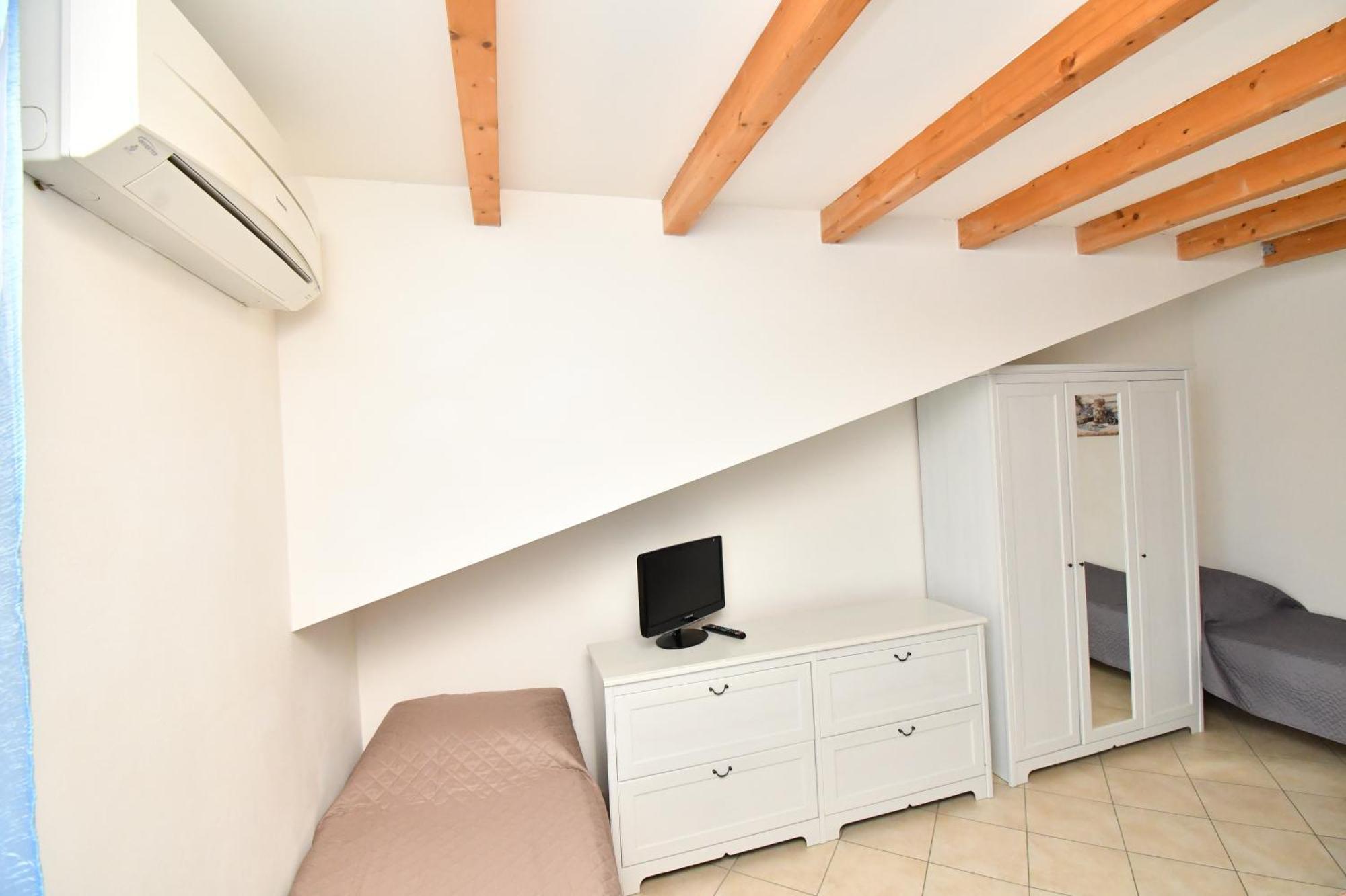 Arcobaleno Apartment Casa Bullo